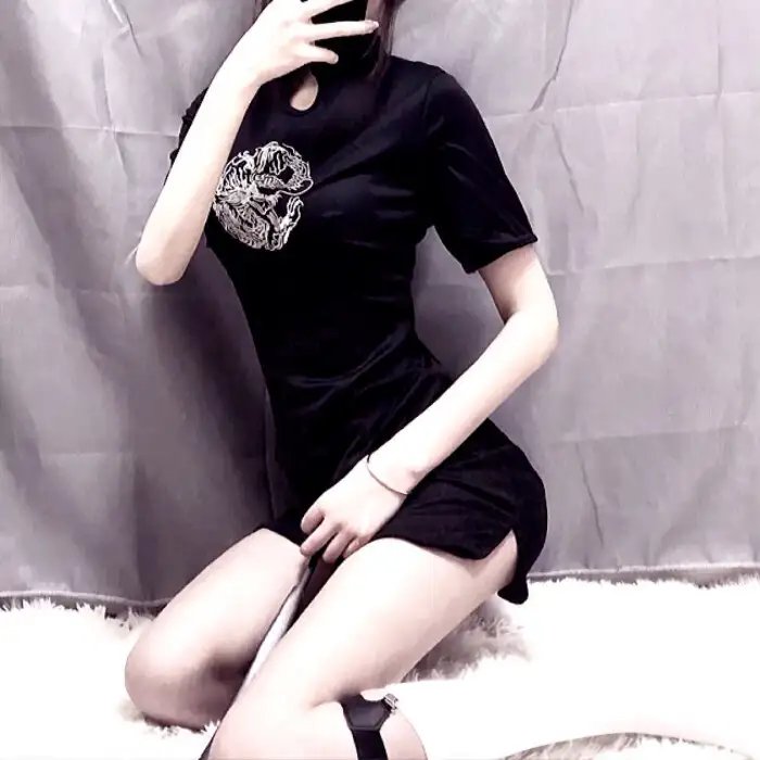 青苔花开
